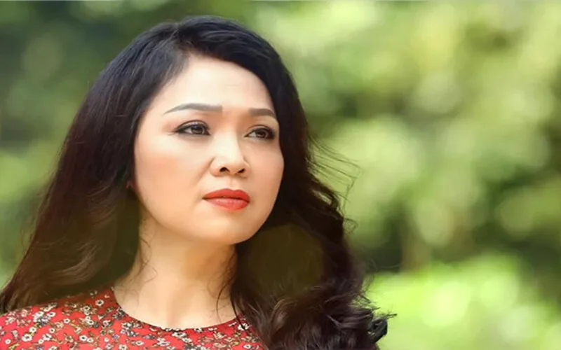 tim hieu tieu su nghe si nhan dan thai bao giong ca suoi am nhieu the he
